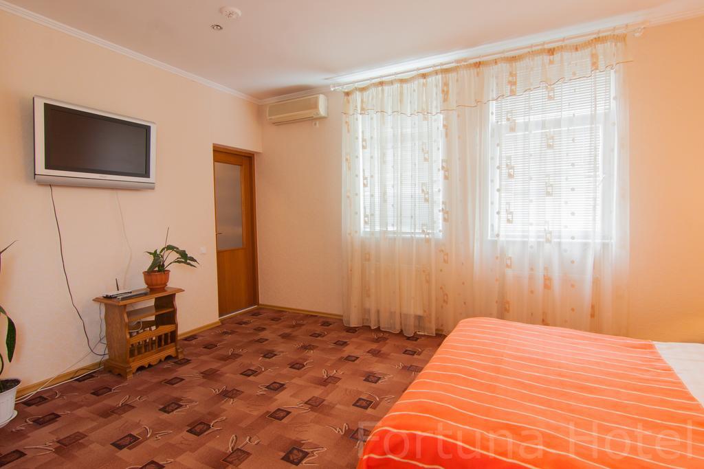 Fortuna Hotel Chişinău Extérieur photo