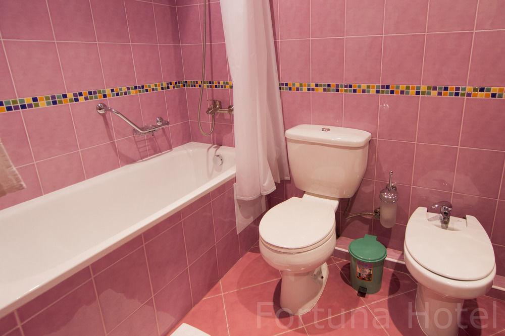 Fortuna Hotel Chişinău Extérieur photo