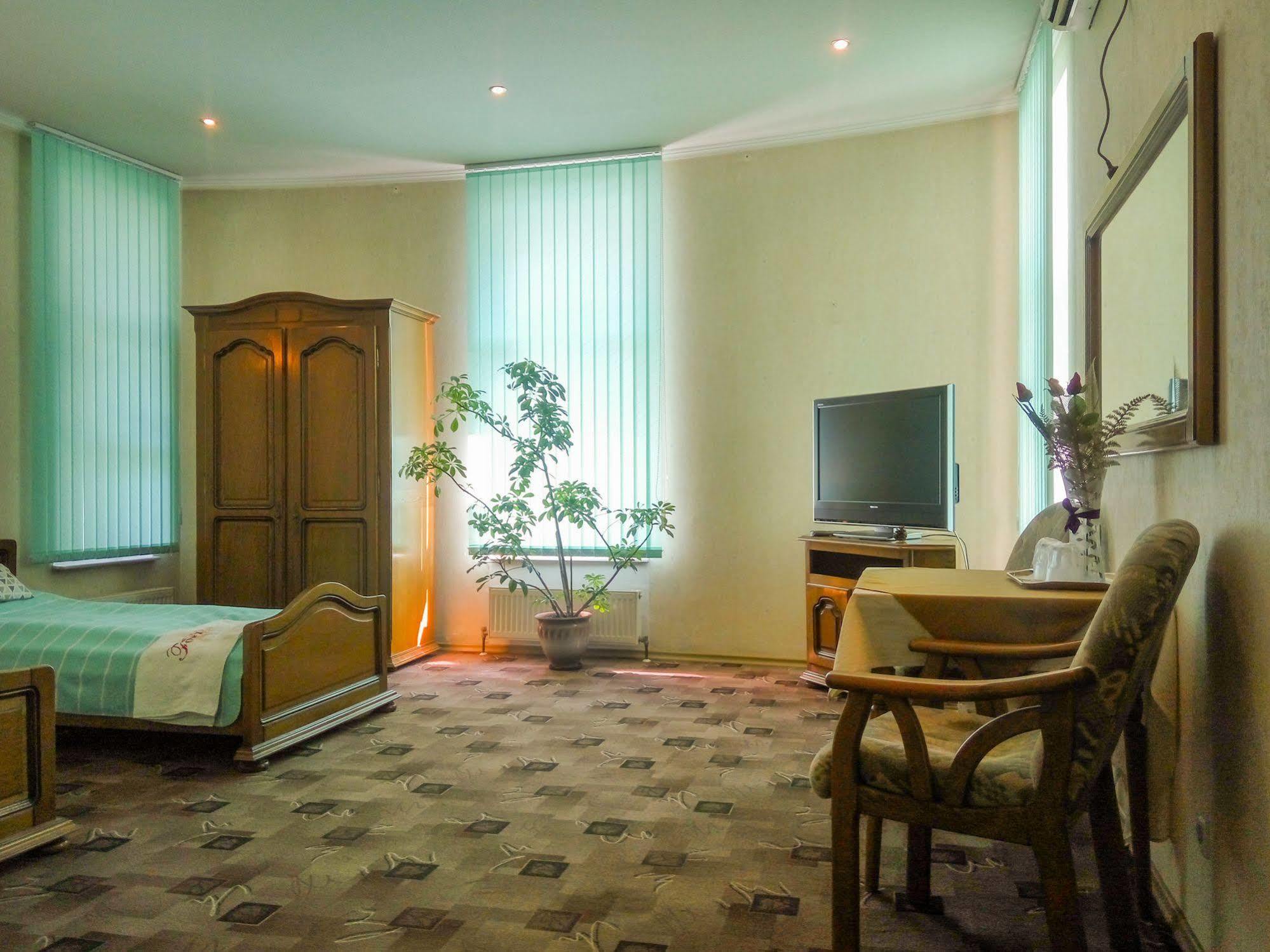 Fortuna Hotel Chişinău Extérieur photo