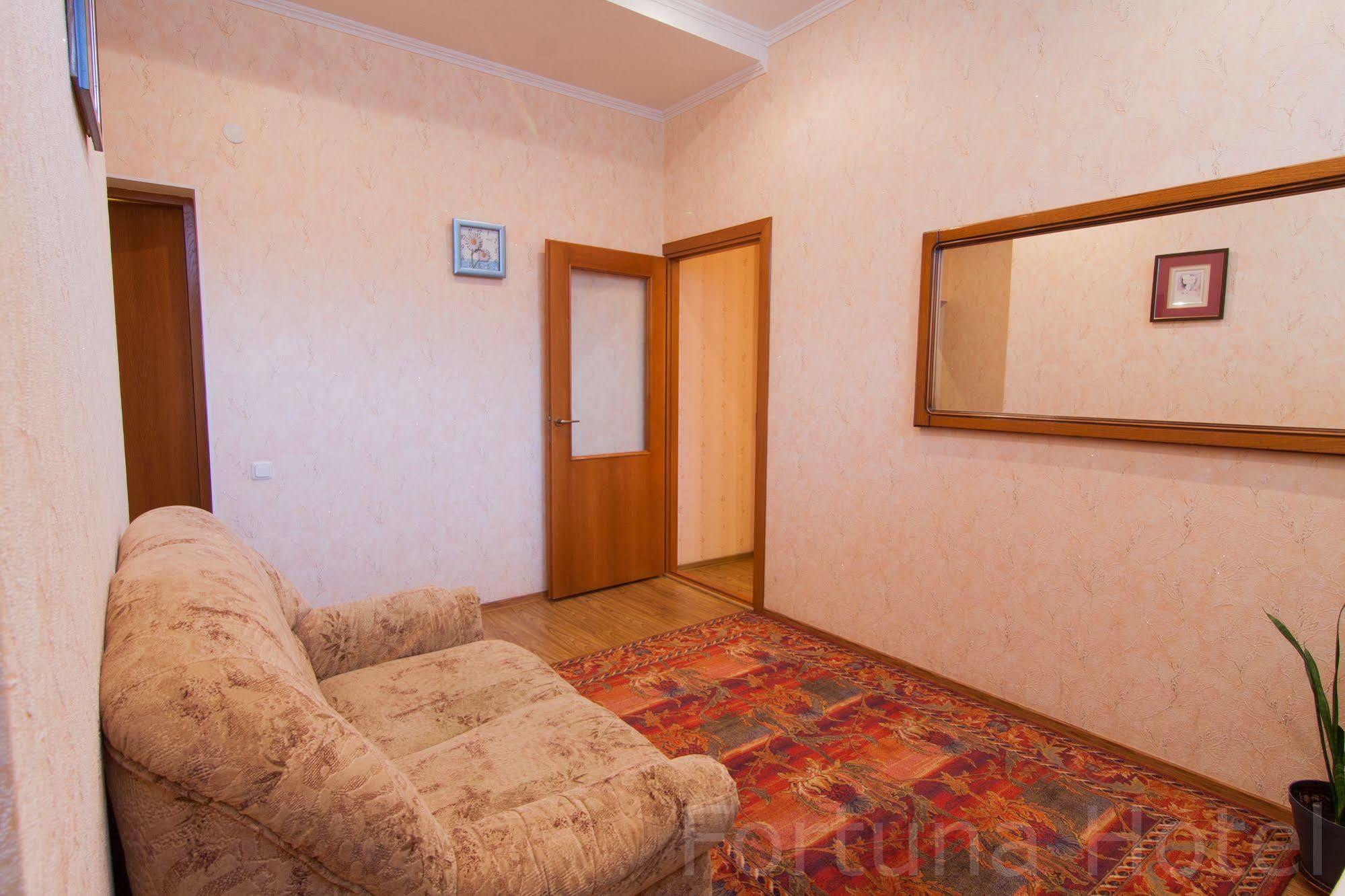 Fortuna Hotel Chişinău Extérieur photo
