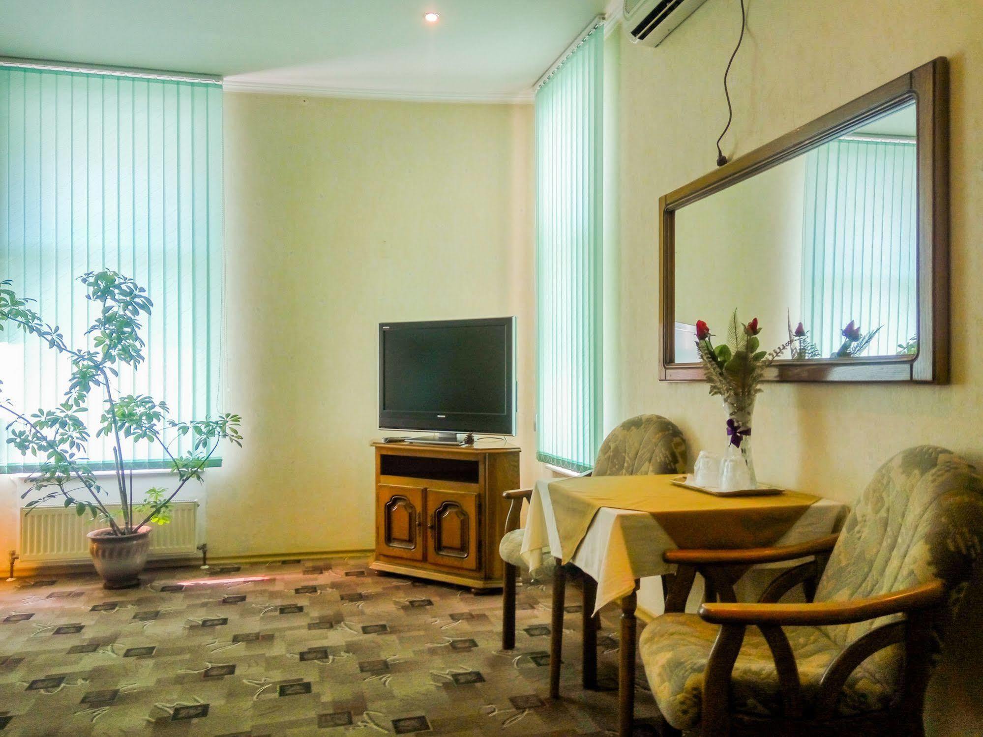 Fortuna Hotel Chişinău Extérieur photo