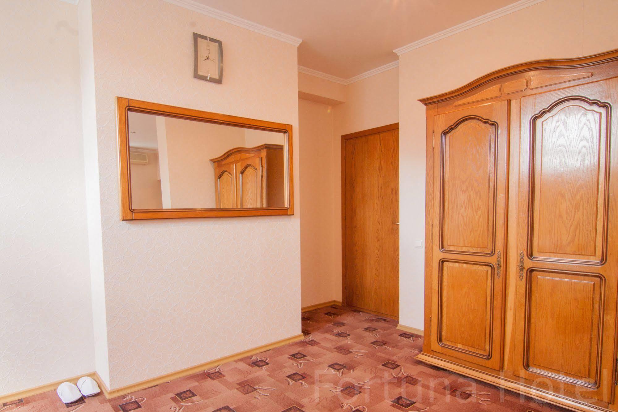 Fortuna Hotel Chişinău Extérieur photo